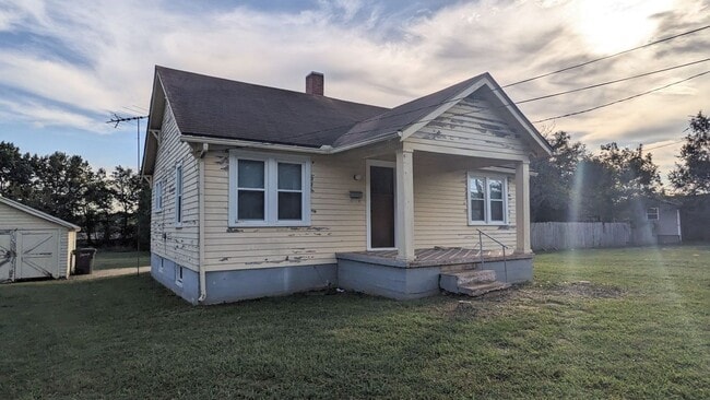 Cozy 2 Bedroom House! - Cozy 2 Bedroom House!