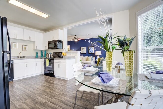 Photo - Modern Living with Breezy Comfort! Unit MO54