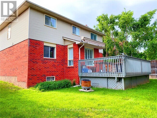 Photo - 331 Green Ln
