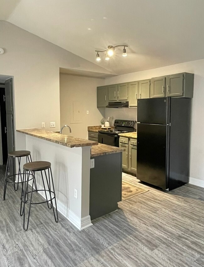 Building Photo - Landings on 6th Rental