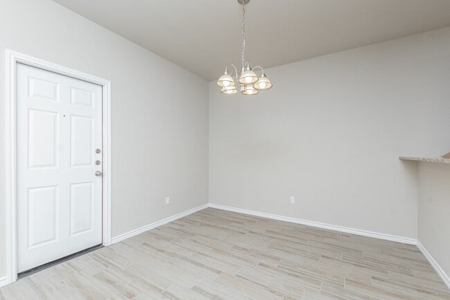 Photo - 2551 Leroy Ln