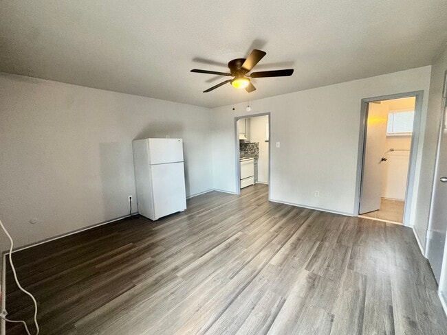 Photo - 1005 Spooner St Unit 9