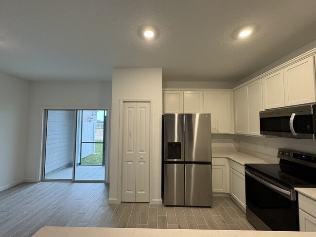 Photo - Brand New!! Mill Creek Townhome