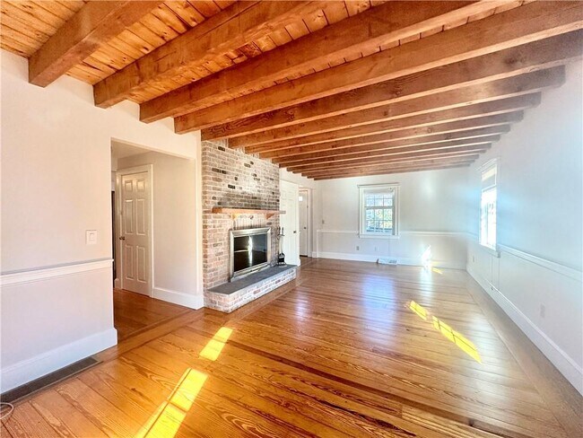 Photo - 12 Johnson Ct