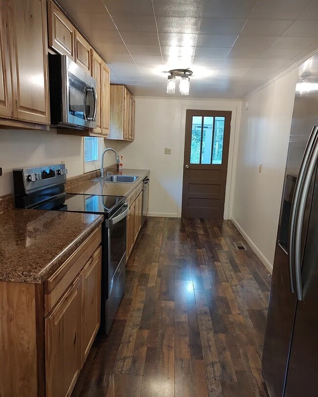 163 Reeves Cove Rd