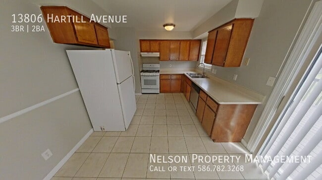 Photo - 13806 Hartill Ave