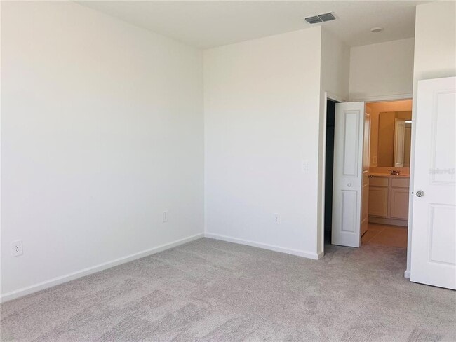 Photo - 4317 Riverbend Blvd