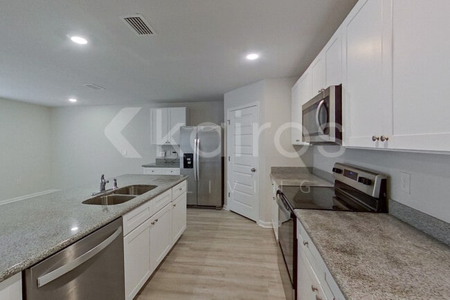 Photo - 4788 Malay Cir