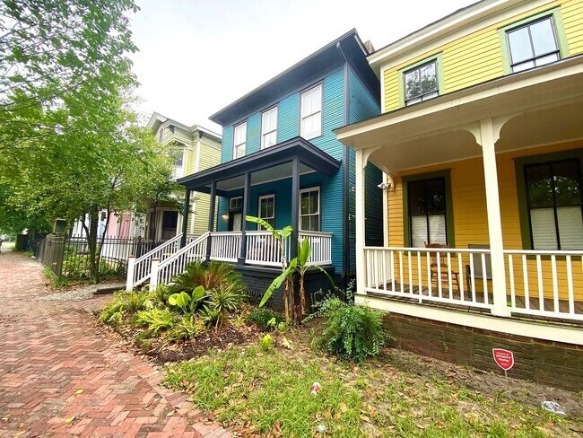 Photo - 211 W 38th St Unit 211 W 38th A (Lower)