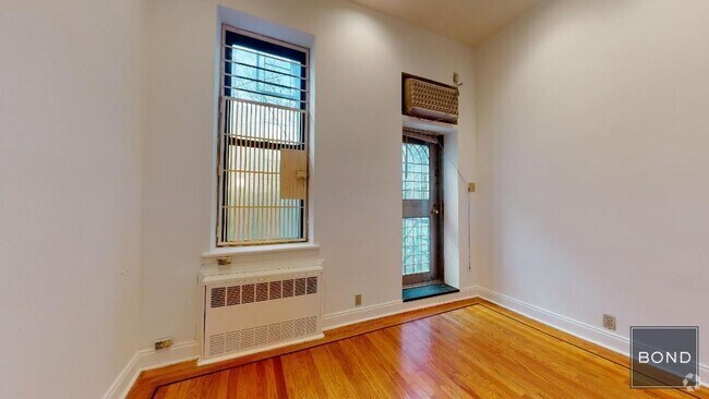 Building Photo - 1441 York Ave Unit 1RN Rental