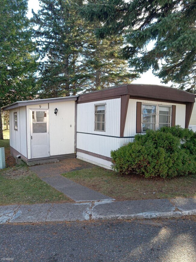 2 br, 1 bath Mobile Home Birch Grove MHC... Rental House Rental in