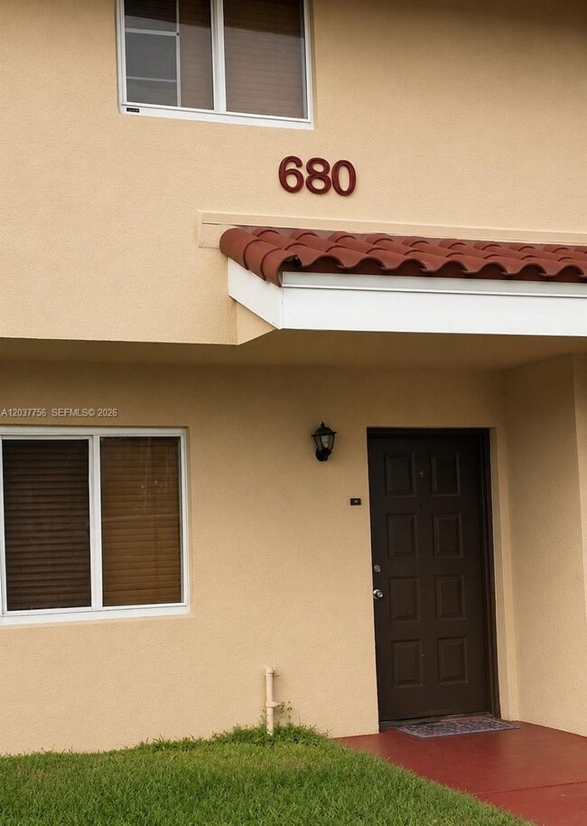 Building Photo - 680 NW 82nd Pl Unit 261
