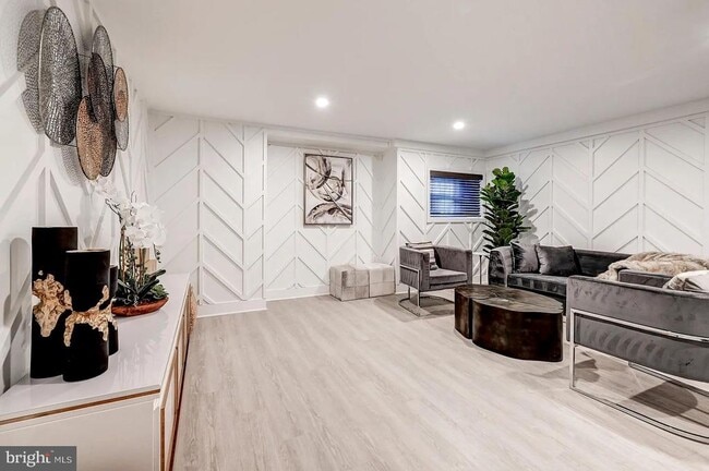 Photo - 1720 St Paul St Unit 204