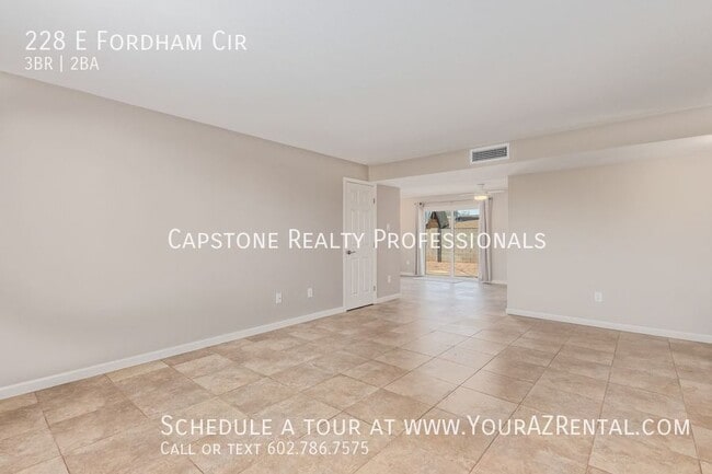 Photo - 228 E Fordham Cir