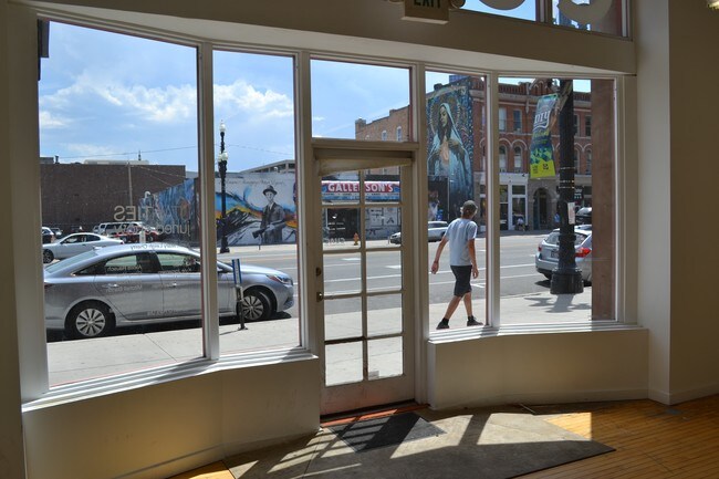 Photo - Stratford Hotel Apartments