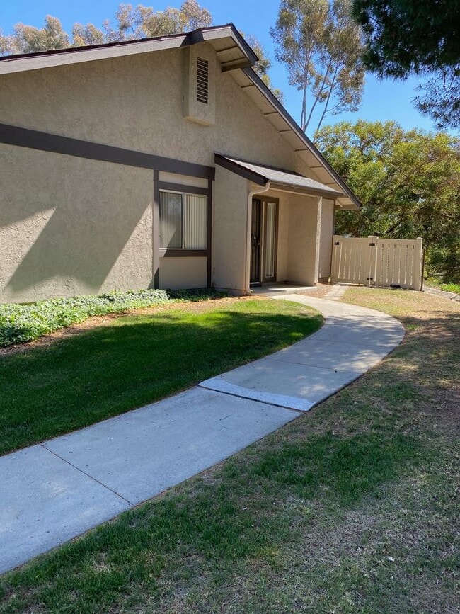 Poway Townhome @ Pomerado Pines! - Poway Townhome @ Pomerado Pines!