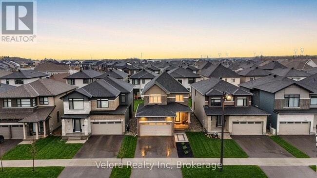 Photo - 744 Cope Dr