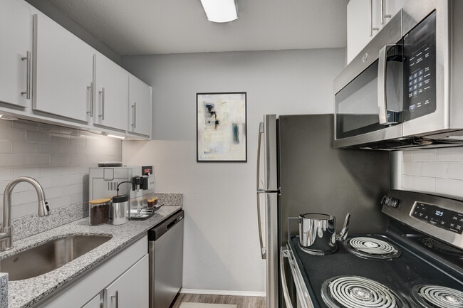 Building Photo - Crossings @ 501 Rental
