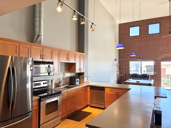 Photo - 424 S 2nd St Unidad 402