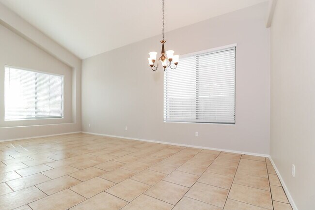 Photo - 8216 W Globe Ave