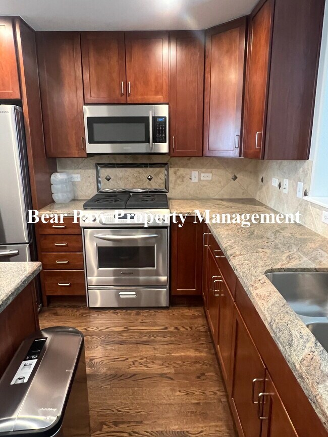 Photo - Beautiful Townhome in Belmar!!