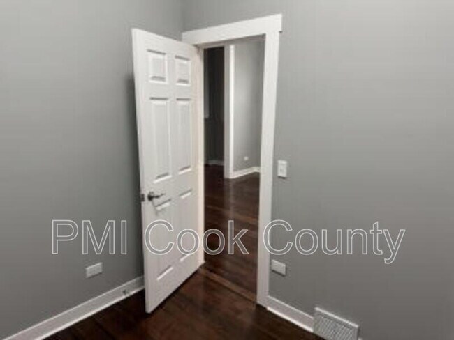 Photo - 1950 S Trumbull Ave Unit 1