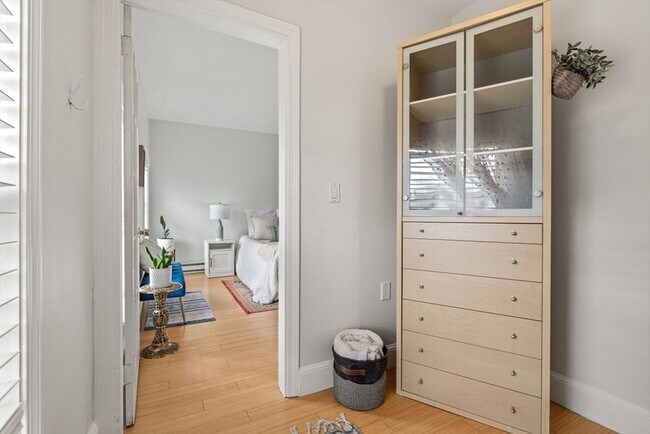 Photo - 377 Dorchester St Unidad 3