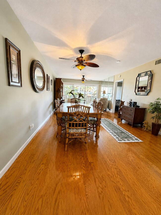 Photo - 68 Yacht Club Dr Unit 22