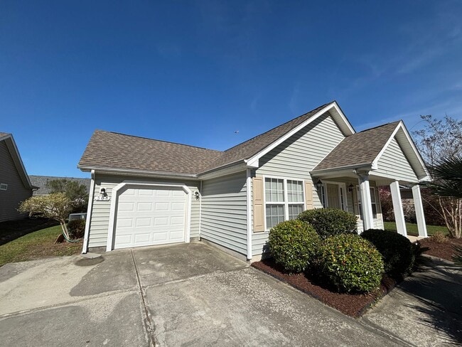 Building Photo - Adorable Well Kept Rental Home in Arrowhead