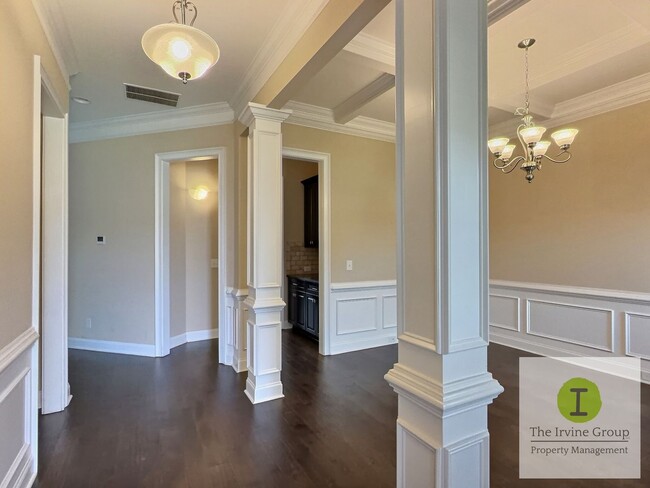 Photo - 6 bed, 3.5 bath in Prattville!
