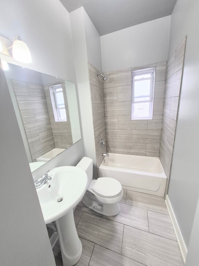 Photo - 5233 S Michigan Ave Unit 3S