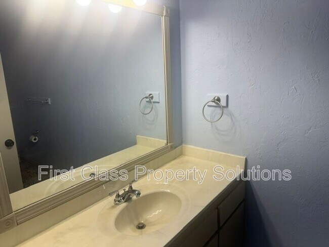 Photo - 1404 Mary Lee Ln