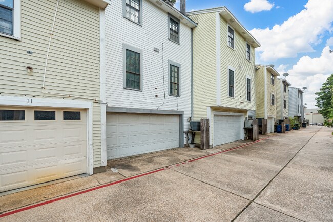 Photo - 2500 Centenary Blvd