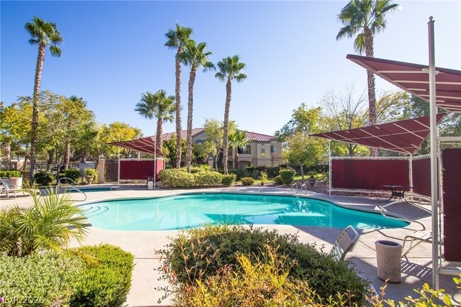 Building Photo - 7885 W Flamingo Rd Unit 2127
