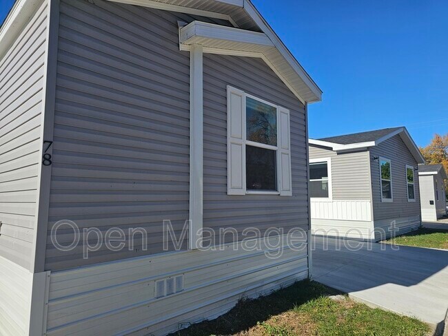 Photo - 700 S 12th St