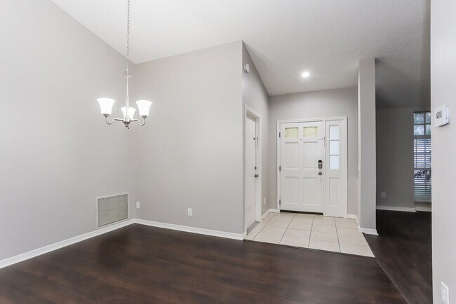 Photo - 1006 Bloom Hill Ave