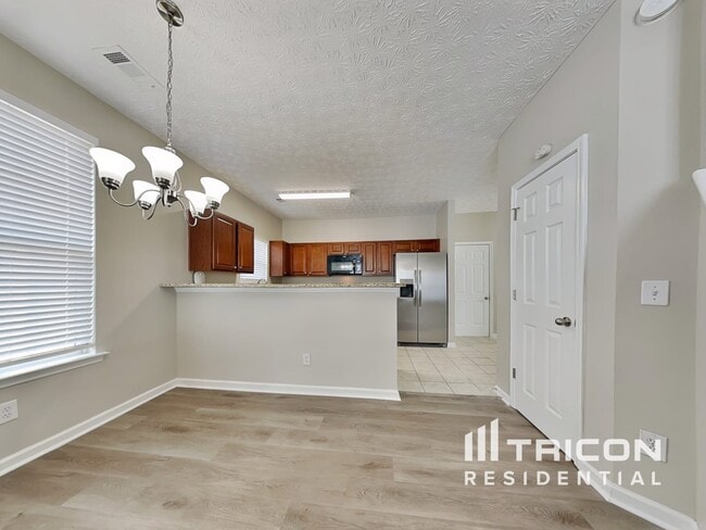 Photo - 4664 Parkway Cir