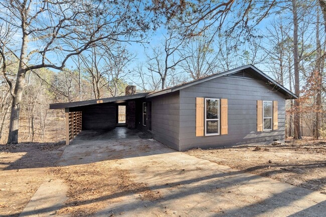 Photo - Freshly Remodeled 2 Bed 1.5 Bath home with large deck