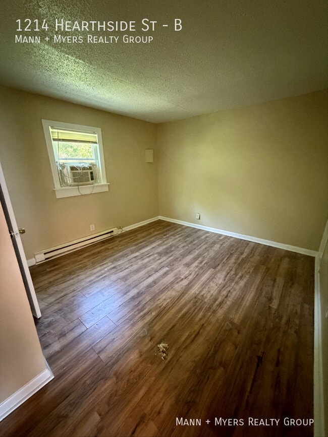 Photo - 1214 Hearthside St Unit B