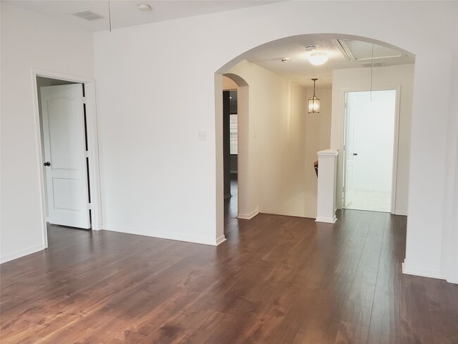 Building Photo - 18819 Knobby Oaks Pl