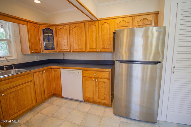 Photo - 50 New Shaker Rd