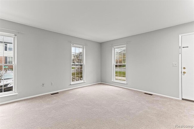 Photo - 3374 Burbank Dr Unidad 349