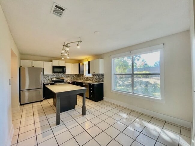Photo - 1315 Forest Shore Dr