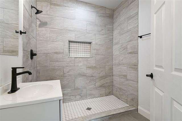 Photo - 1106 W Chestnut St