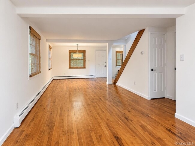 1015 Cold Spring Rd