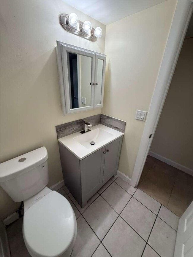 Photo - 1505 Crescent Cir Unit C33