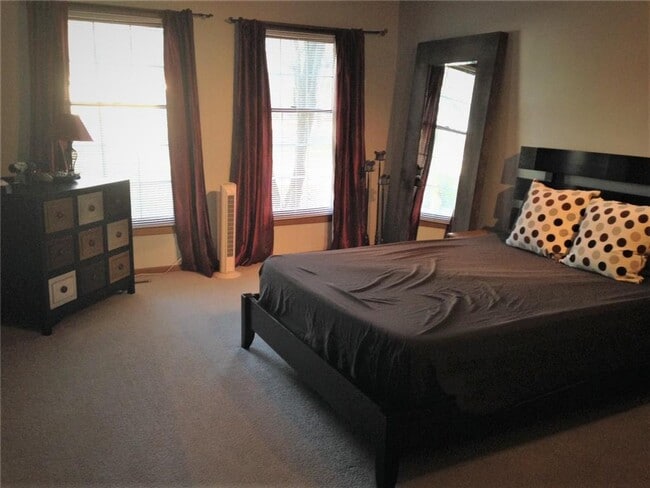 Photo - 10906 Quebec Ave S