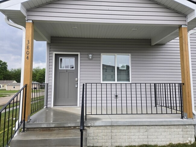 Building Photo - 3804 Baldwin Ave Rental