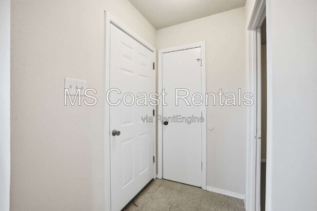 Photo - 16205 Seville Ct