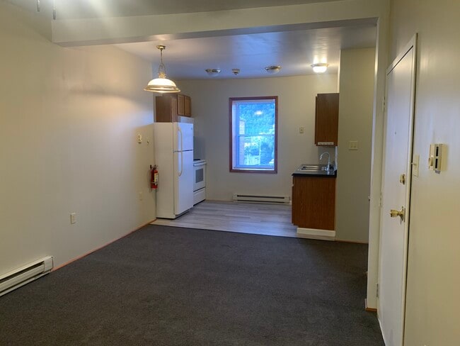 Building Photo - 331 Penn St Unit 3A